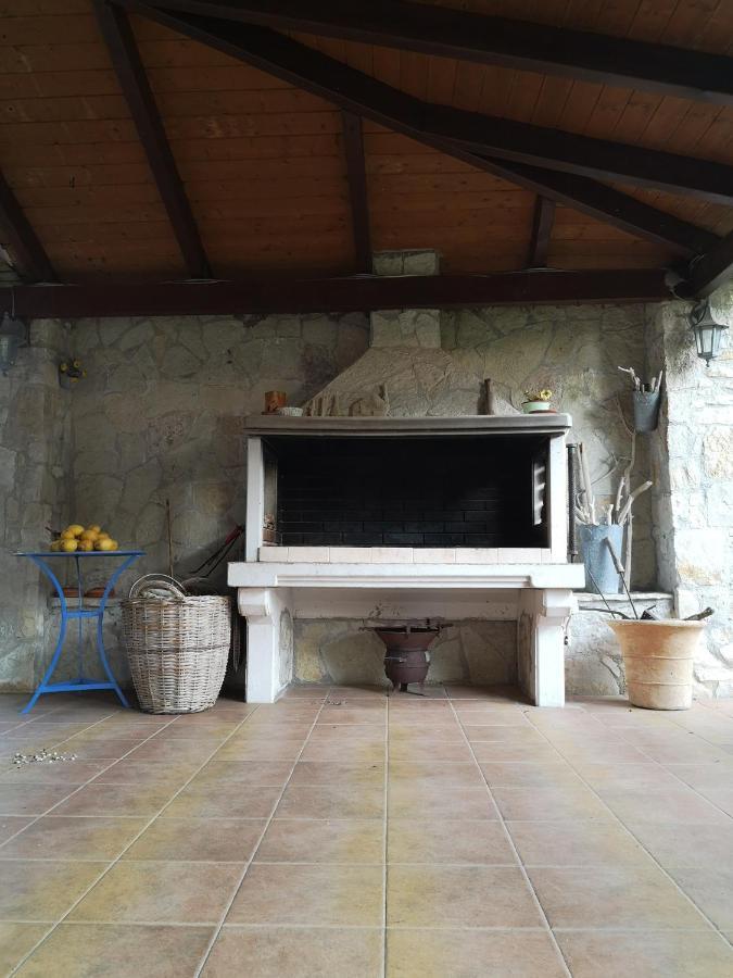 Villa Lena Entire Cottage Kalamaki  Экстерьер фото