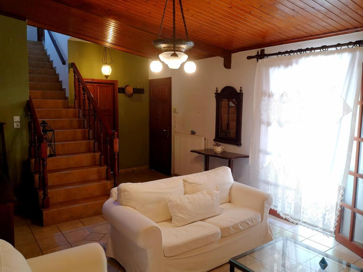 Villa Lena Entire Cottage Kalamaki  Экстерьер фото